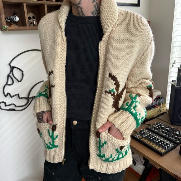 💀 SOLD 💀 Vintage 50s Cowichan Flying Duck Lined Chunky Wool Knit Sweater ~ S - Picture 3 of 9